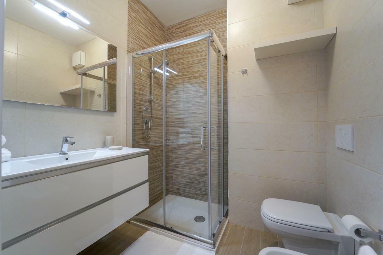 Wojtyla Airport Bari Bed & Breakfast エクステリア 写真