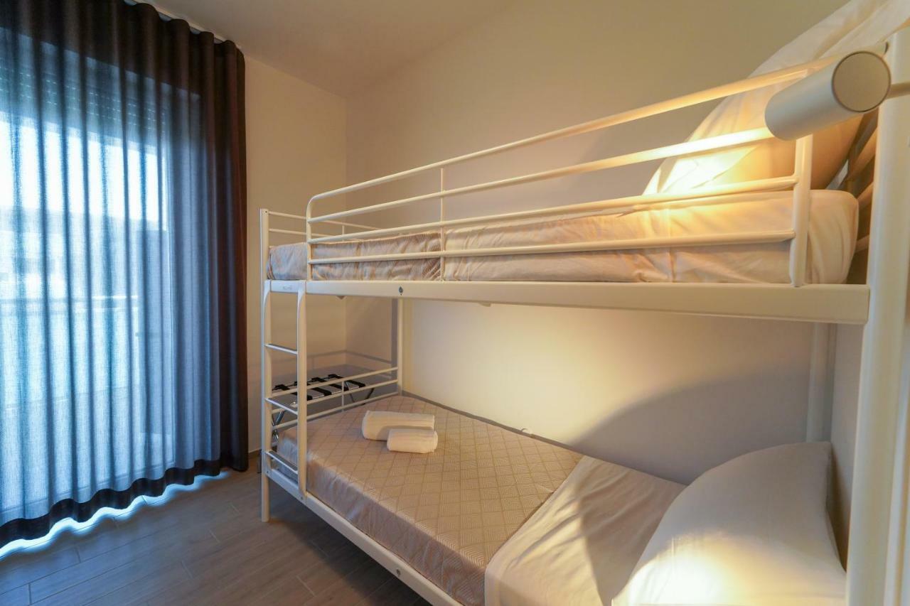 Wojtyla Airport Bari Bed & Breakfast エクステリア 写真