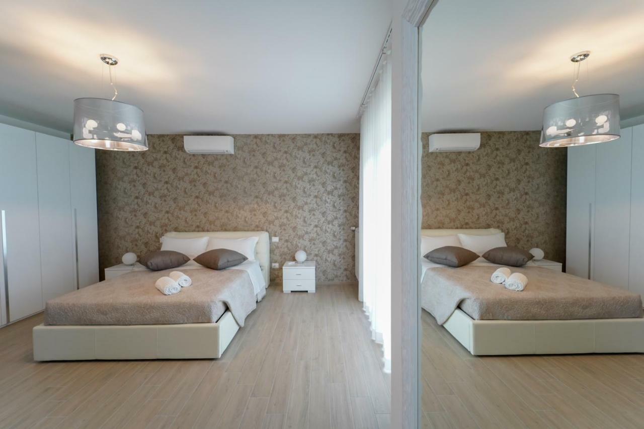 Wojtyla Airport Bari Bed & Breakfast エクステリア 写真