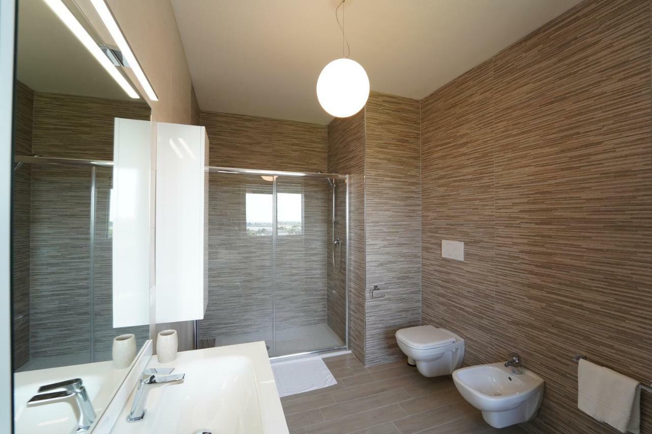 Wojtyla Airport Bari Bed & Breakfast エクステリア 写真